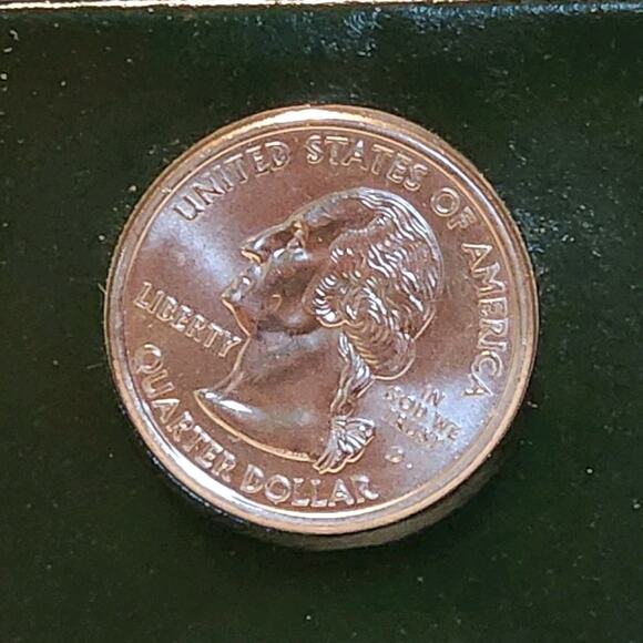 2001 P D North Carolina Quarters Commemorative Uncirculated Statehood Coins - Picture 4 of 10